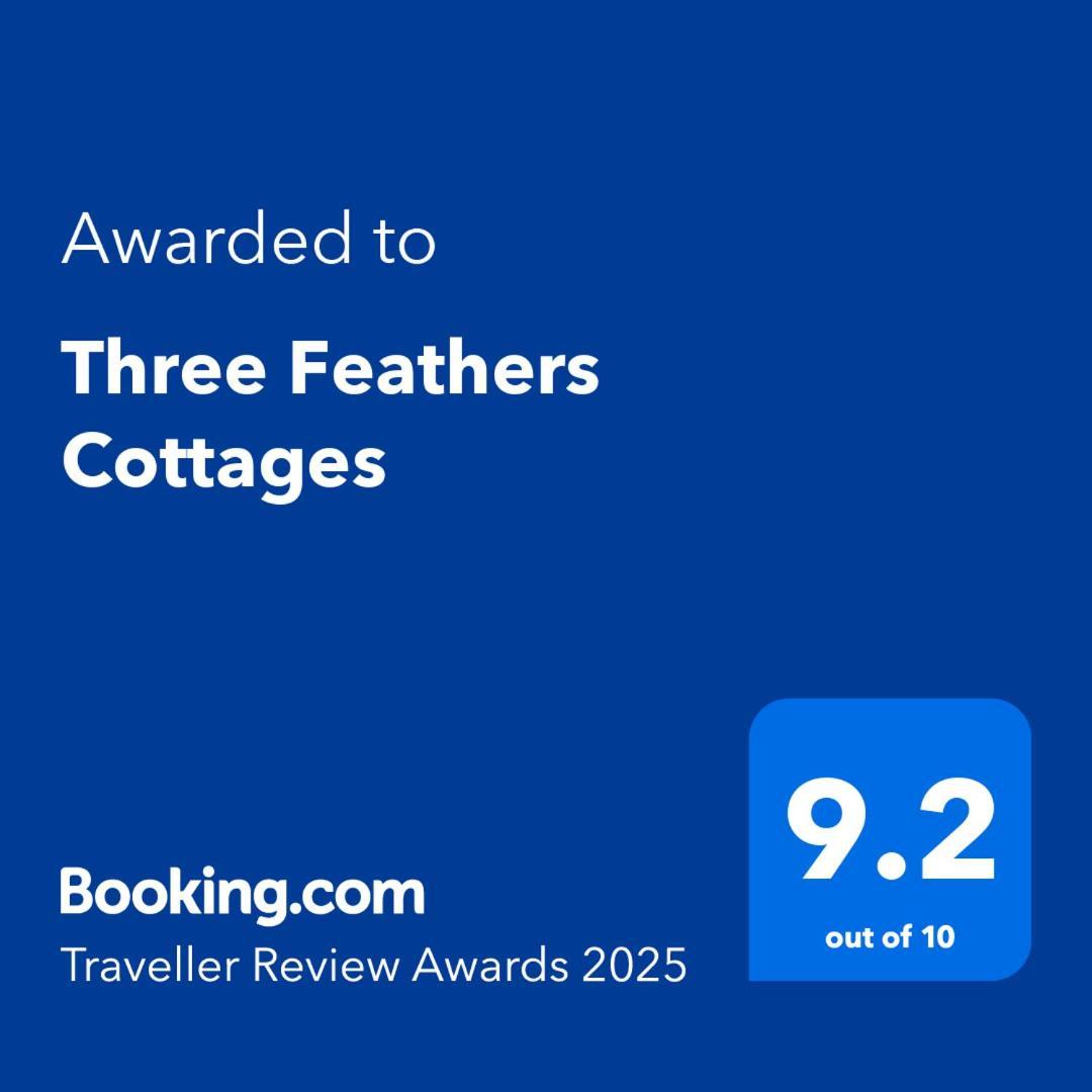 Three Feathers Cottages Langebaan Esterno foto