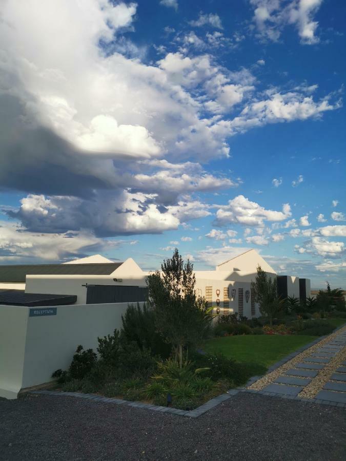 Three Feathers Cottages Langebaan Esterno foto