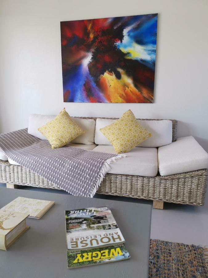 Three Feathers Cottages Langebaan Esterno foto