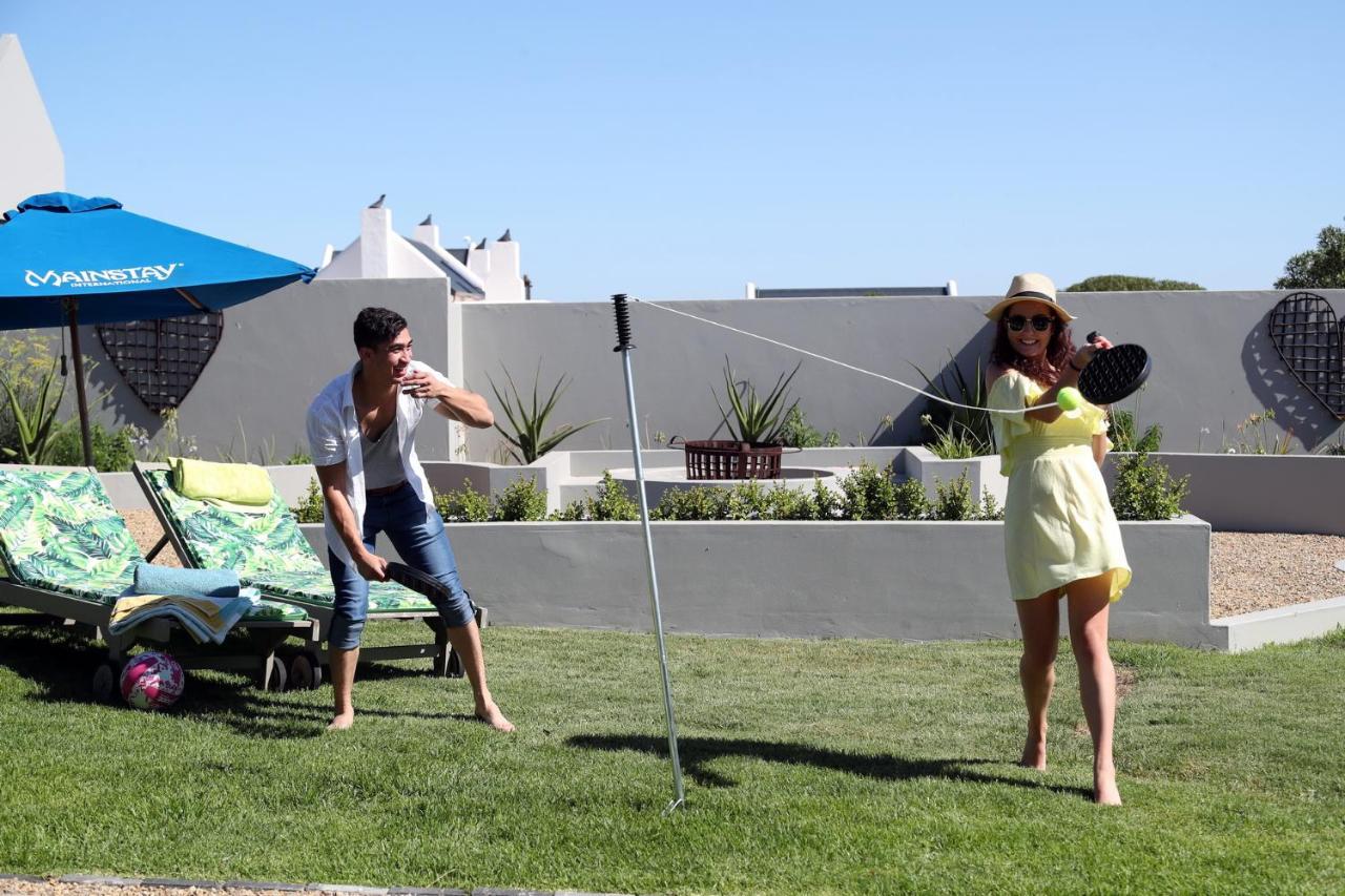 Three Feathers Cottages Langebaan Esterno foto